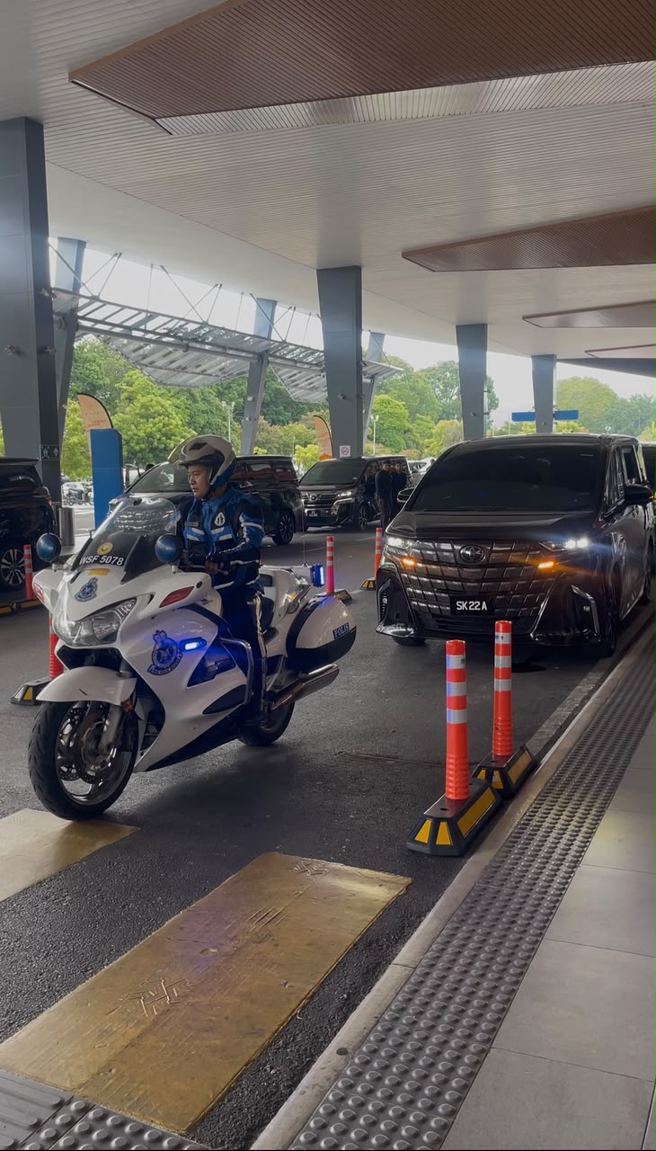 Local Operators on the Ground